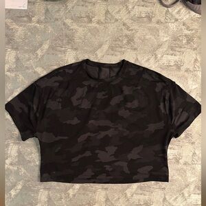 Lululemon Black Camouflage Abrasion-Resistant Training T-Shirt